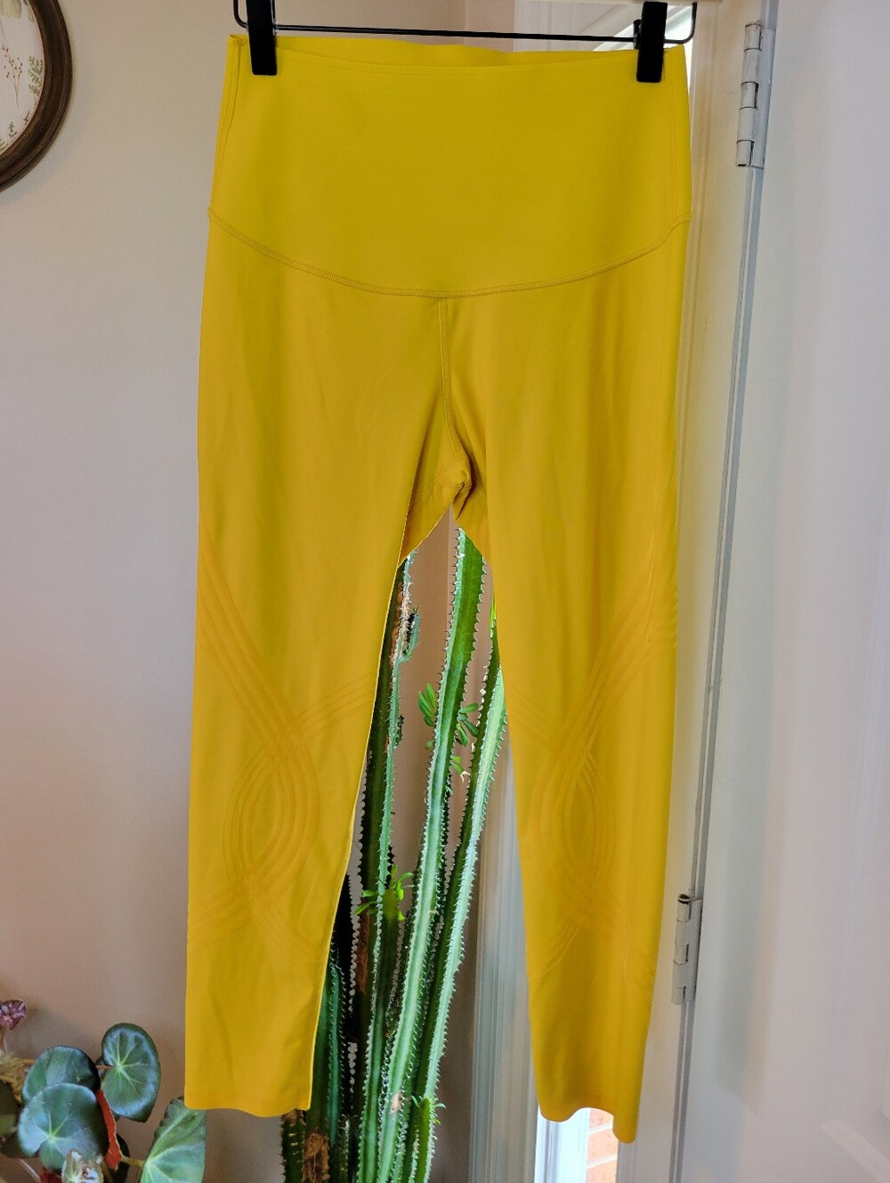 Fanka Body Sculpt Yellow Athletic Workout Leggings, Size Womens 6/ Medium